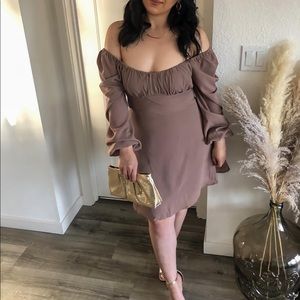 Mocha sleeve dress☕️🤎